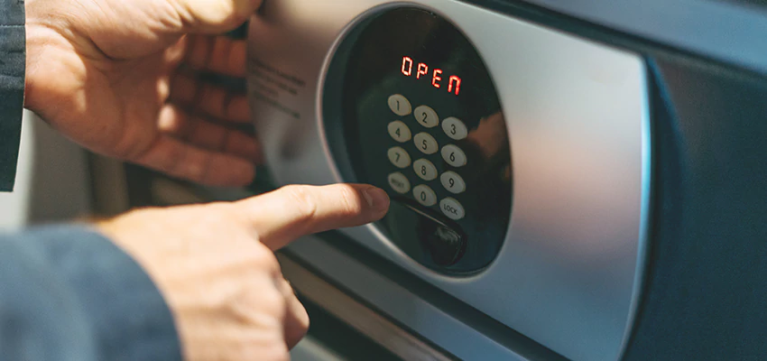 Cash Safe Openers in Sebastopol, California